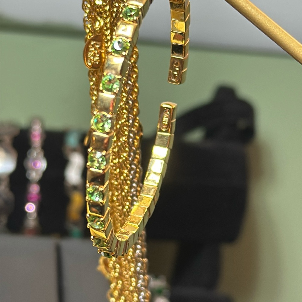 JOAN RIVERS Green Swarovski Crystal Bangle Cuff